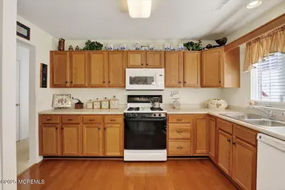 54 Merion Lane, Jackson, NJ 08527 - Photo 15