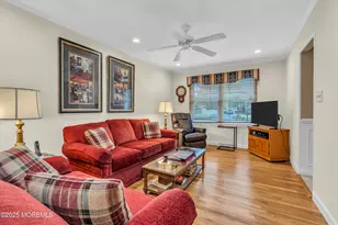 21 Thoreau Dr, Manalapan Township, NJ 07726 - Photo 7