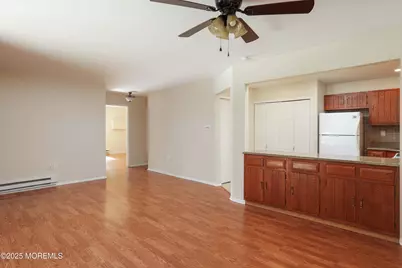 109 Lexington Court, Red Bank, NJ 07701 - Photo 11