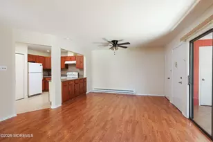 109 Lexington Ct, Red Bank, NJ 07701 - Photo 13