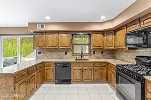 16 Timber Ln, Manalapan Township, NJ 07726 - Photo 13