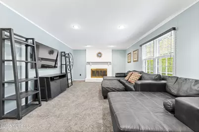 16 Timber Lane, Manalapan Township, NJ 07726 - Photo 9