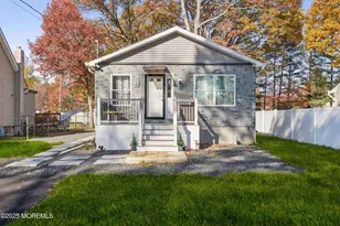 1569 Holly Rd, North Brunswick Township, NJ 08902 - Photo 3