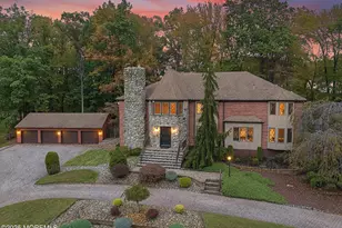 17 Emerald Dr, Morganville, NJ 07751 - Photo 5