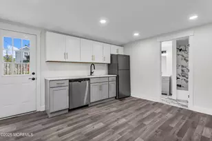 35 Church St, Allentown, NJ 08501 - Photo 7
