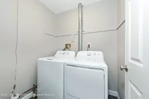 14 Stuart Dr, Freehold, NJ 07728 - Photo 11