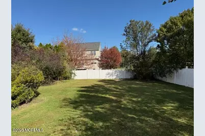 304 Dartmouth Way, Freehold, NJ 07728 - Photo 7