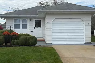 265 Charlotteville Dr N, Toms River Township, NJ 08757 - Photo 1