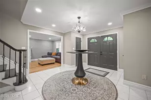 34 Brookside Cir, Marlboro Township, NJ 07746 - Photo 11