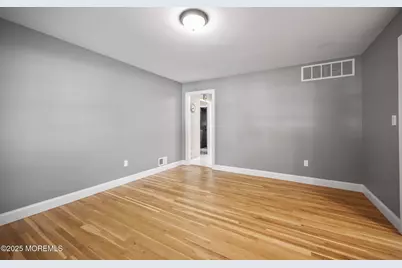 34 Brookside Circle, Marlboro Township, NJ 07746 - Photo 13