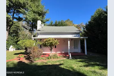 7 Vineberg Court #Back house, Oakhurst, NJ 07755 - Photo 1