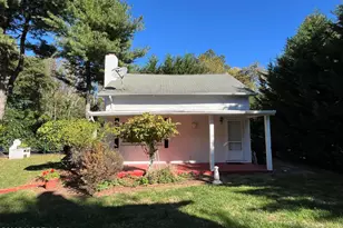 7 Vineberg Ct, Oakhurst, NJ 07755 - Photo 1