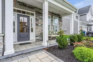 106 Grandview Cir, Farmingdale, NJ 07727 - Photo 3