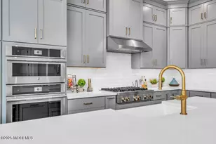 106 Grandview Cir, Farmingdale, NJ 07727 - Photo 23