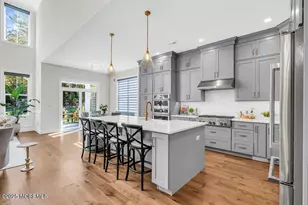 106 Grandview Cir, Farmingdale, NJ 07727 - Photo 15