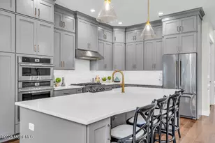 106 Grandview Cir, Farmingdale, NJ 07727 - Photo 17