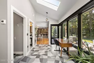 35 Sunnybank Dr, Shrewsbury, NJ 07702 - Photo 13