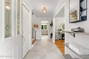 35 Sunnybank Dr, Shrewsbury, NJ 07702 - Photo 3