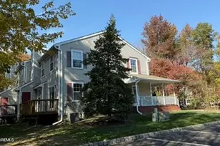 79 Lexington Ct, Holmdel, NJ 07733 - Photo 17