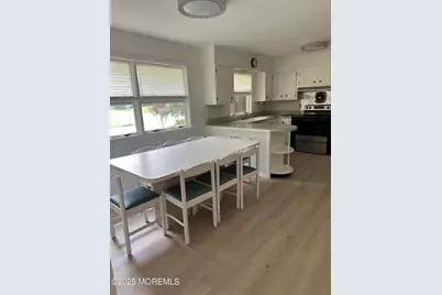 172 Larchwood Avenue, Oakhurst, NJ 07755 - Photo 9