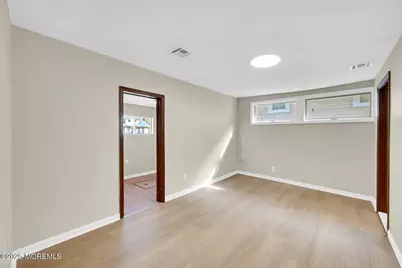 32 Lakewood Avenue, Keansburg, NJ 07734 - Photo 17