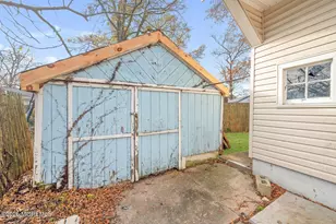 32 Lakewood Ave, Keansburg, NJ 07734 - Photo 29