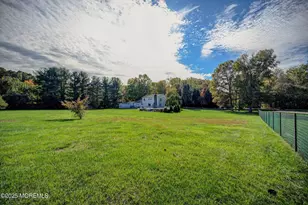 75 N Rochdale Ave, Millstone Township, NJ 08535 - Photo 35