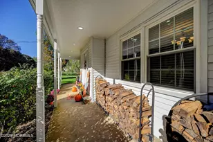 75 N Rochdale Ave, Millstone Township, NJ 08535 - Photo 3