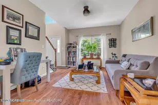 10 Judy Rd, Eatontown, NJ 07724 - Photo 9