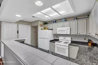 1124B Thornbury Lane, Manchester Township, NJ 08759 - Photo 17