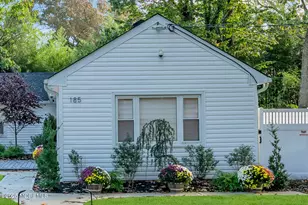 185 Elmwood Rd, Oakhurst, NJ 07755 - Photo 3