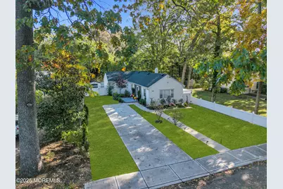 185 Elmwood Road, Oakhurst, NJ 07755 - Photo 17