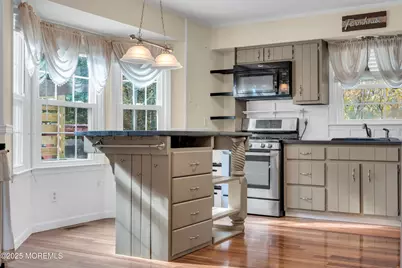 638 Freehold Road, Jackson, NJ 08527 - Photo 11