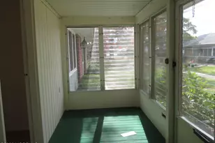 681B New Castle Ct, Lakewood, NJ 08701 - Photo 5