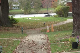 681B New Castle Ct, Lakewood, NJ 08701 - Photo 3