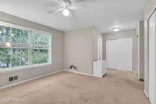 565 Woodbine Ln, Lakewood, NJ 08701 - Photo 21