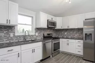 1015 Zircon Dr, Toms River Township, NJ 08753 - Photo 13