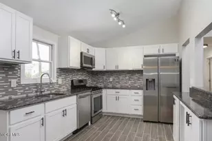 1015 Zircon Dr, Toms River Township, NJ 08753 - Photo 11