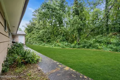 145 Spray Avenue, Beachwood, NJ 08722 - Photo 7