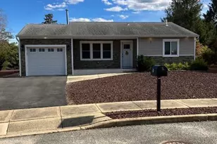 5 Shaw Ct, Toms River Township, NJ 08757 - Photo 1