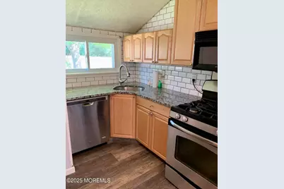 10 Oakwood Drive, Howell Township, NJ 07731 - Photo 5