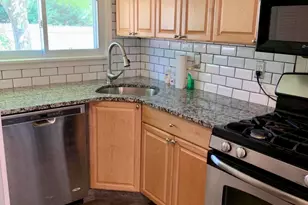 10 Oakwood Drive, Howell Township, NJ 07731 - Photo 5