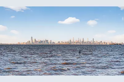 10 E Garfield Avenue, Atlantic Highlands, NJ 07716 - Photo 3