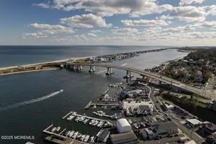 25 Shrewsbury Ave, Highlands, NJ 07732 - Photo 41