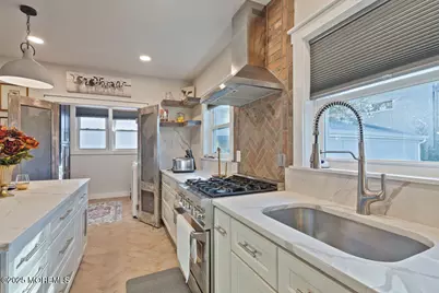 25 Shrewsbury Avenue, Highlands, NJ 07732 - Photo 19