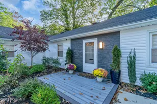 185 Elmwood Rd, Oakhurst, NJ 07755 - Photo 5