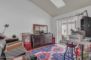 264 Nighthawk Dr, Monroe Township, NJ 08831 - Photo 11