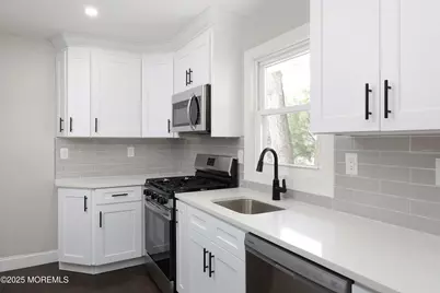 400 Surf Avenue, Beachwood, NJ 08722 - Photo 7