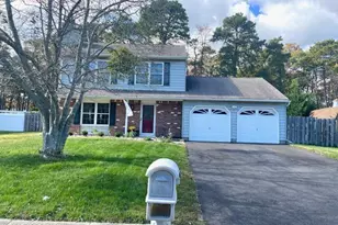 613 Haifa Ct, Toms River Township, NJ 08753 - Photo 1