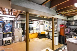 24 Princeton St, Red Bank, NJ 07701 - Photo 31